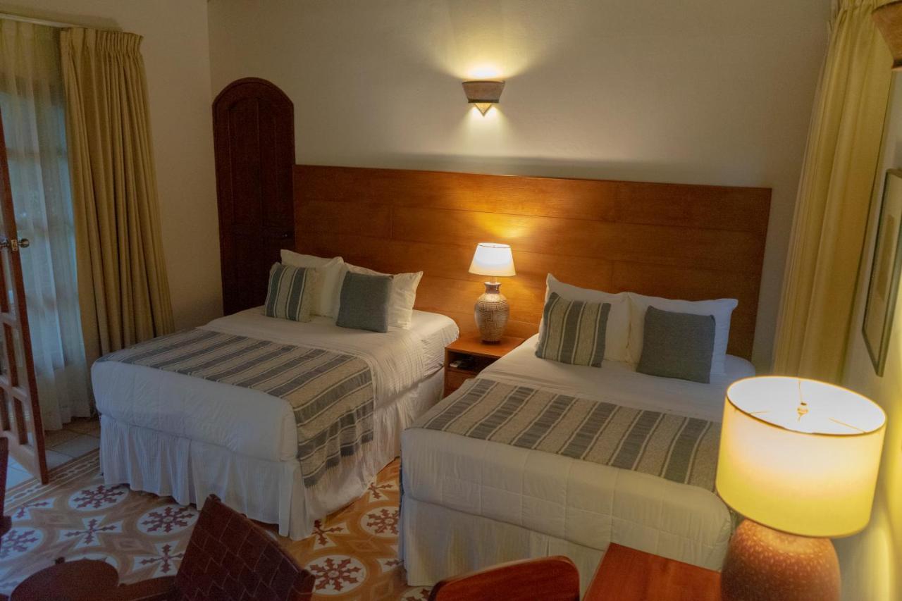 Hotel Boutique Adela 4*