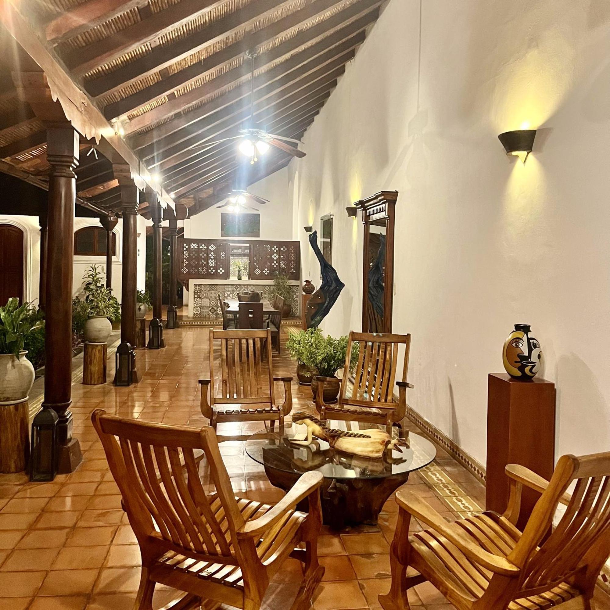 Boutique Adela 4*