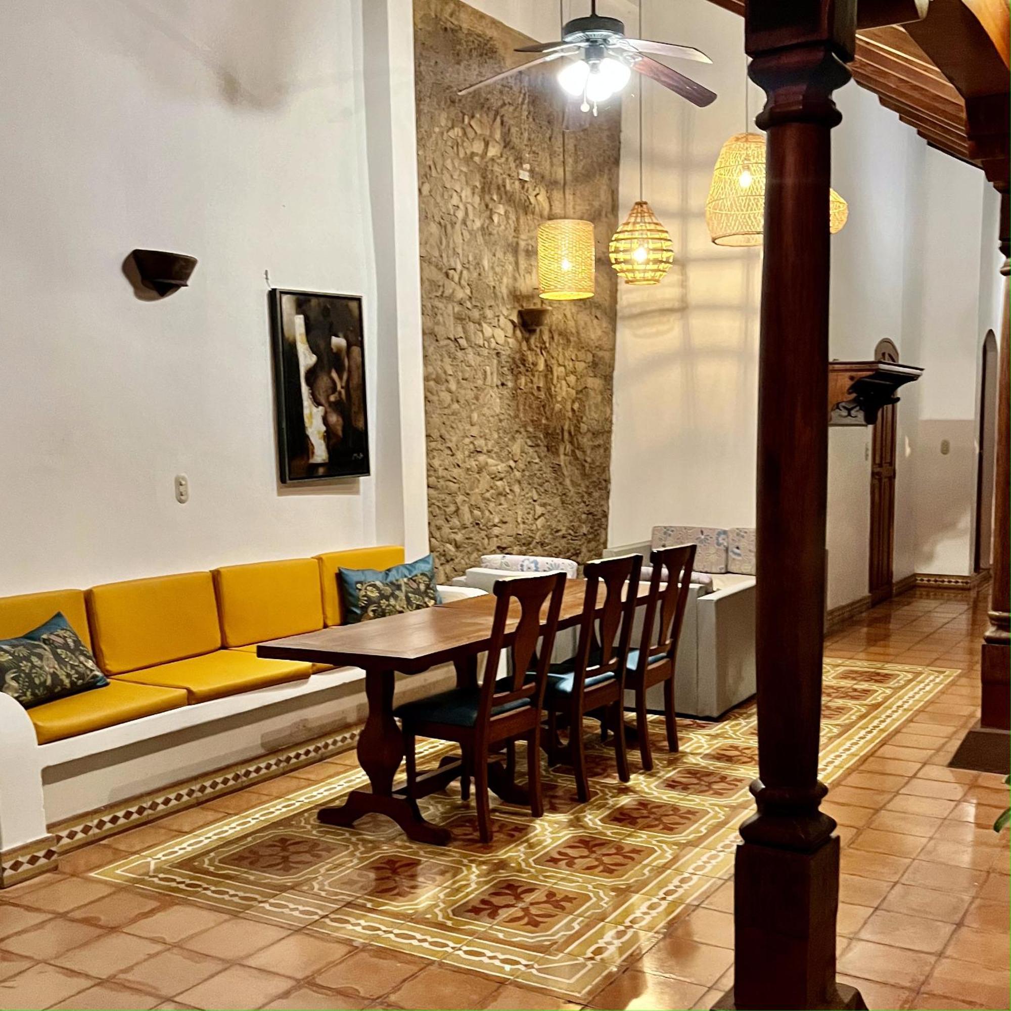 Hotel Boutique Adela 4*