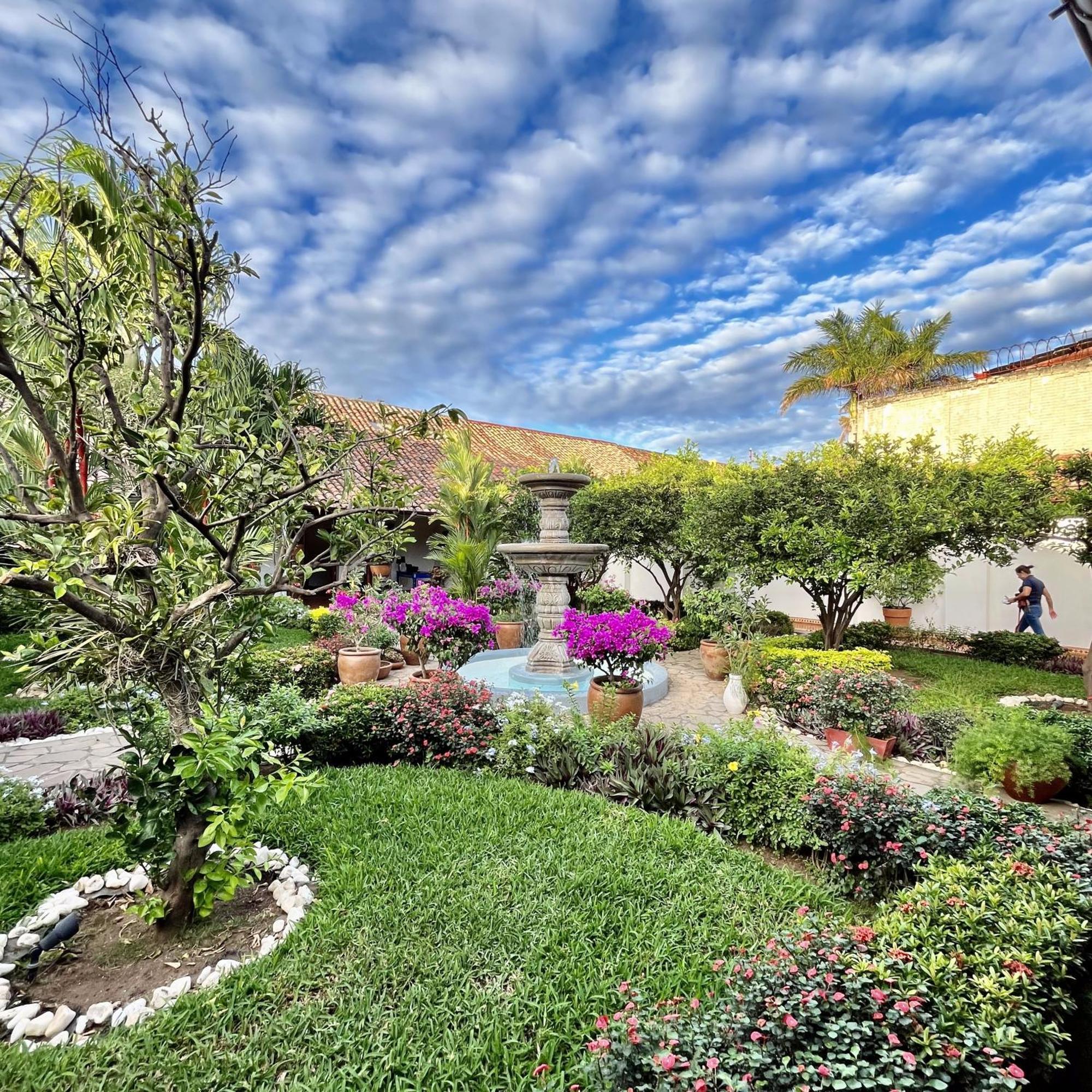 Boutique Adela 4*